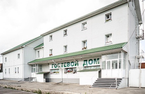 Emel'Yanovo Hotel | Гостевой дом Зеленый