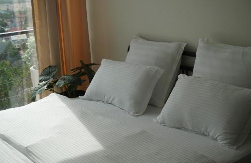 Almaty House | Домик 2 Kok Tobe Village