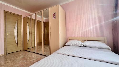Petropavlovsk Apartment | Изумруд Апартаменты 2-ком в центре