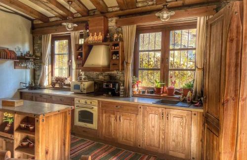 Leshten Villa | Къща за гости Родопски изгрев