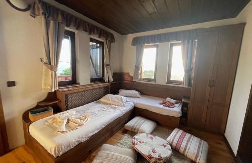 Leshten Villa | Къща за гости Родопски изгрев