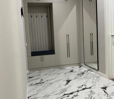 Almaty Apartment | Просторный апартамент в центре Алматы, Mega Park -Arbat