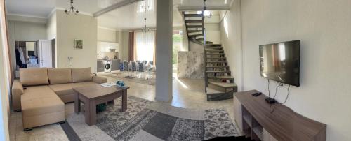 Bosteri House | Таунхаус