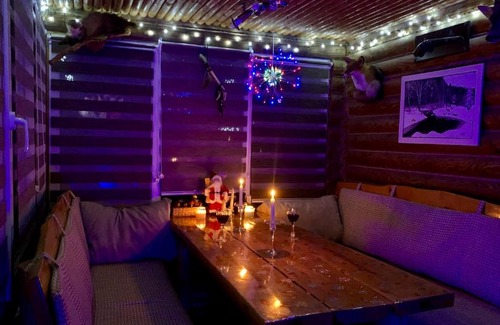 Vishnevka House | Три богатыря
