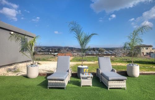 Meron House | אחוזה בהרים