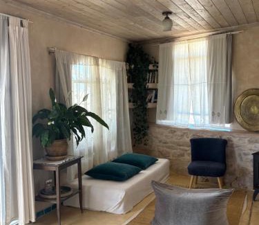 Ezuz Cabin | המצפה-אירוח מדברי עזוז
