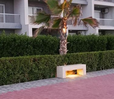 Al-Burulus Apartment | بورتو مارينا دلتا لاجونز