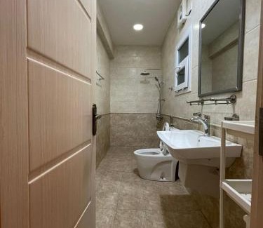 Seeb Apartment | شقة جميلة الخوض شارع مزون