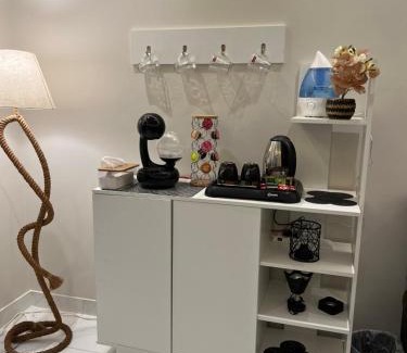 Al Wahah Apartment | شقة فندقية غرفة نوم بمجلس استرخائي