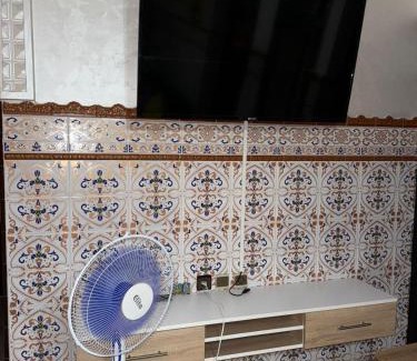 Bni Makada Apartment | شقة كبيرة فيها 3 غرف و صالون مطبخ حمام و في شارع راقي في طنجة دار تونسي