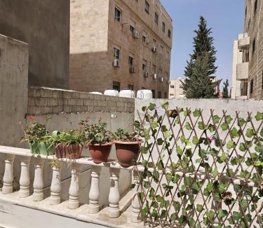 Al Jubeiha Apartment | شقه بغرفه وصاله وبلكونه بدون شراكة