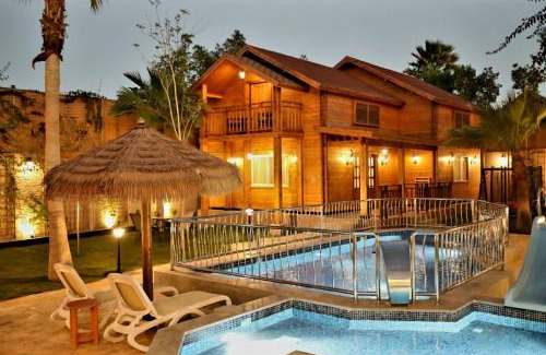 Riyadh Resort | منتجع ذا لاند العمارية