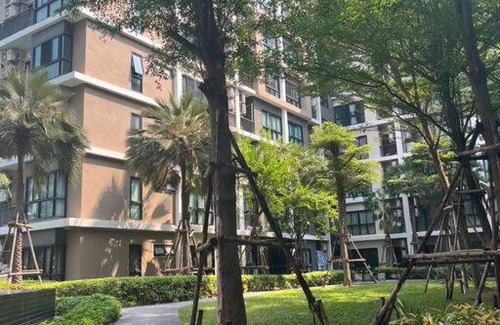 Nonthaburi Apartment | คอนโดฮอลล์มาร์ค ห้องมุม วิวสระว่ายน้ำ ใจกลางเมือง