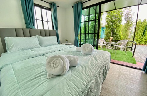 Chanthaburi House | บ้านต้ารีสอร์ท & คาเฟ่ (Baantaresort & Cafe)