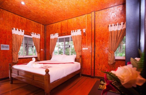 Mae On House | สวนสุเสนารีสอร์ท