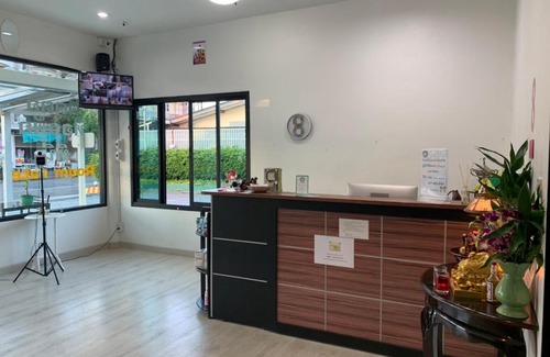 Khlung Hotel | โรงแรมแอมไอม่อน - Am Amoonds Hotel