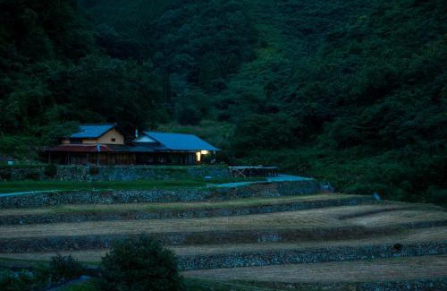 Shobara House | せとうち古民家ステイズHiroshima 不老仙