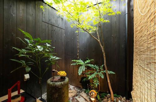 Minami Ski Chalet | ゲストハウス至の宿 Shibainu-Themed Guesthouse