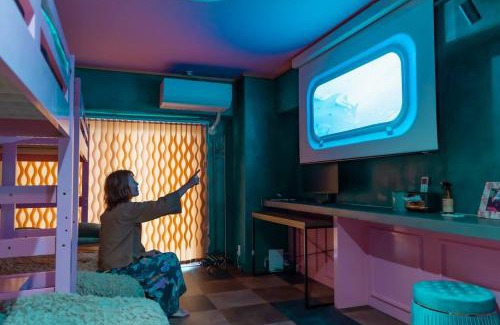 Maeganeku Apartment | シートピア恩納村 徒歩3分でビーチへ 6名宿泊可能 空港直通バス停目前で便利