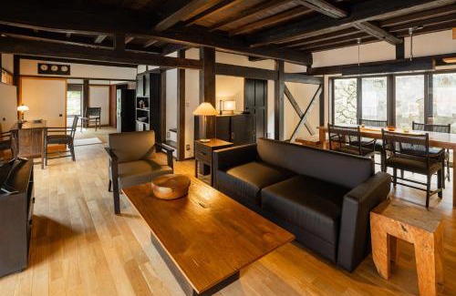 Fuefuki Villa | リノベーション済み古民家自然に囲まれた癒しの空間bamboo河口湖