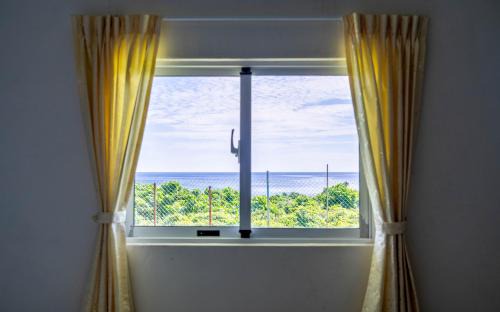 Lanyu House | 伊那部海景民宿 Inapu Ocean View B&B