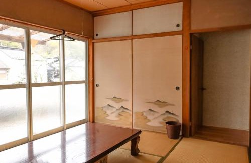 Maniwa Hostel | 北房まちの駅 AZAE ドリトミー azae