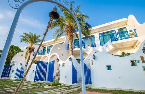 Xiaoliuqiu Bed & Breakfast | 地中海海景包棟-無邊際泳池 家庭出遊 朋友聚會 生態體驗 推薦包棟首選