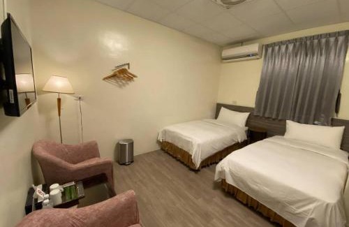 Dongshi House | 東石民宿 湛藍海寓 Azure Seaside House