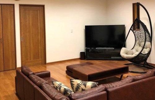 Shima Villa | 森の空気を感じる宿泊 露天風呂 Wi-Fi 最大20名様