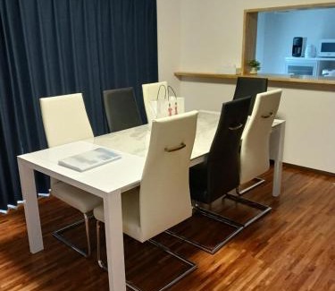 Yabu Apartment | 沖縄北部の綺麗なビーチまで徒歩2分でのんびり沖縄ライフをKAHOO Space