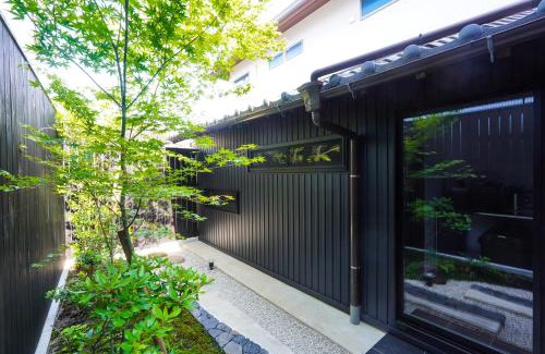 Inuyama Apartment | 游月庵