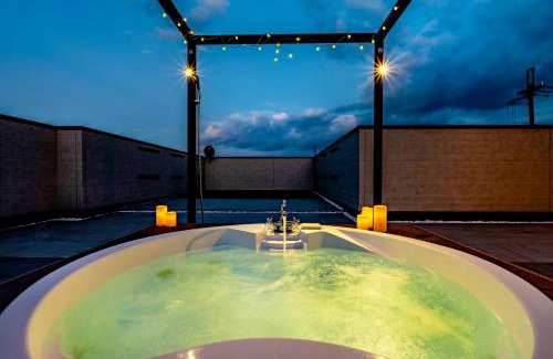 Izumisano Apartment | 臨空の宿 MARUYA Izumisano