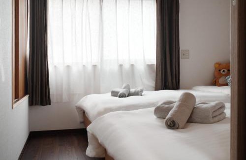 Konohana Villa | 西九条駅徒歩3分USJと梅田と関空直通丸々貸切一軒家koto別館