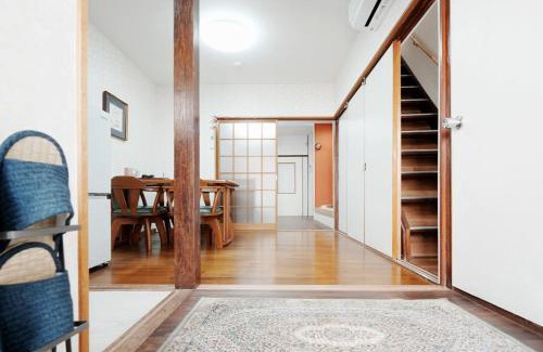 Konohana Villa | 西九条駅徒歩3分USJと梅田と関空直通丸々貸切一軒家koto別館