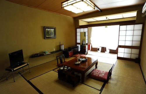 Shima Hotel | 鍾寿館