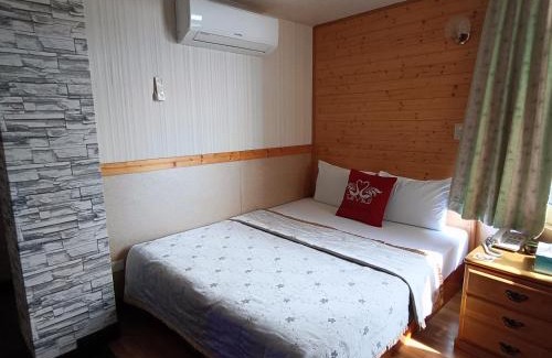 Pingtung Hotel | 鑽石大旅社