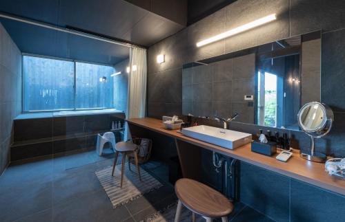 Isahaya Apartment | 風の宿り