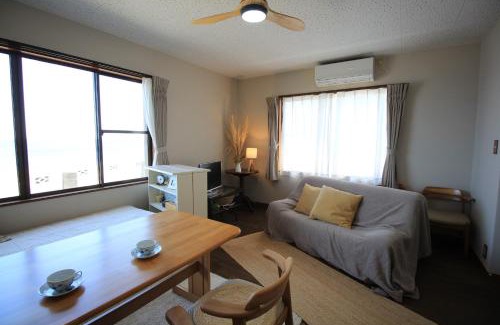 Oshima Apartment | 香や野 kayano 海と富士山を一望できる1棟貸し宿 岡田港まで徒歩5分