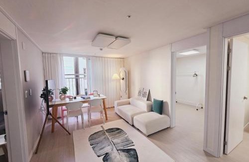 Guwol-dong Apartment | 구월동 역세권 예쁜 쓰리룸