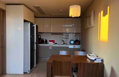 Jingwan-dong Apartment | [북한산 펜트하우스]바베큐&파티&65인치TV&엠프스테레오/주차 무한 가능/구파발역5분