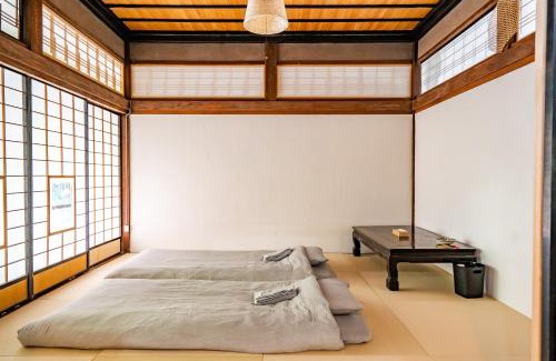 Eiheiji House | 1日1組限定 体験型古民家宿"ハレハレ" 超新鮮卵かけご飯付き-自給自足を営む若夫婦がセルフビルドした宿- 平飼い卵の収穫と五右衛門風呂沸かし体験付き