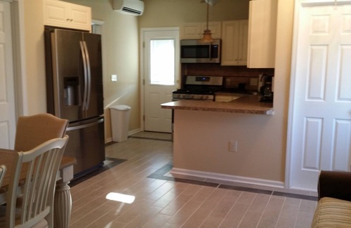 Ship Bottom House | 1.5 blocks to the Beach newly remodeled duplex