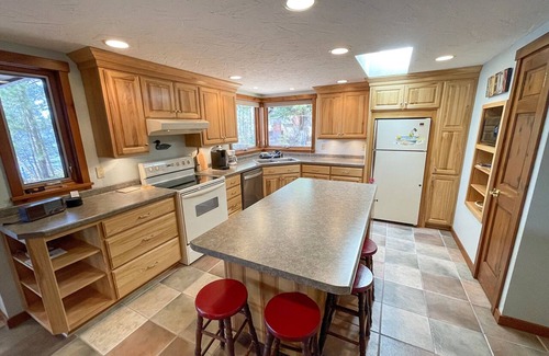 Lodi Cabin | 1,500 sqft level lot on Mohawksin, Great fishing, 3 bed, 1 bath, close to town