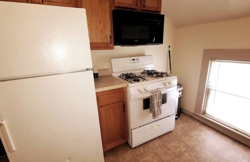 West Central Apartment | 1 Bdr Apt. Pet Friendly, half a mile from Downtown