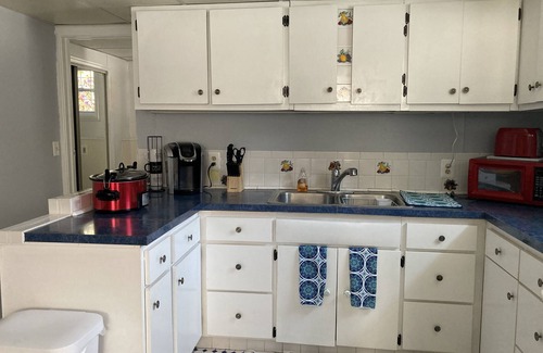 Millbury Apartment | 1 bdrm Garden Apt. Villa Setting, Ctrl Worcester/Boston, Ellen Elizabeth Est.