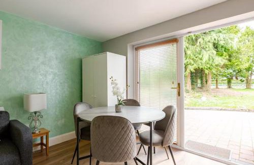 County Meath Apartment | 1-Bed Cosy Country Retreat- Sleeps 5 Emerald Park