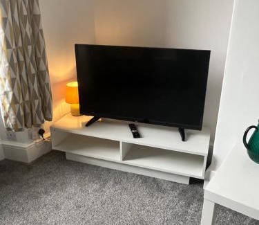 Weston-super-Mare Apartment | 1 Bed Flat