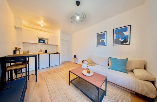 Saint-Pe-de-Bigorre Apartment | 1 Bedroom apartment in the heart of a picturesque village - Lourdes