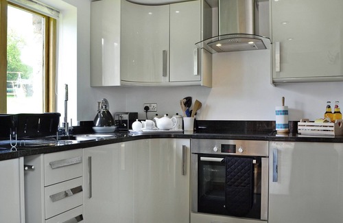 Abergavenny Cottage | 1 bedroom accommodation in Govilon, near Abergavenny