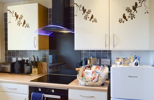 Kirkcaldy Cottage | 1 bedroom accommodation in Kirkcaldy
